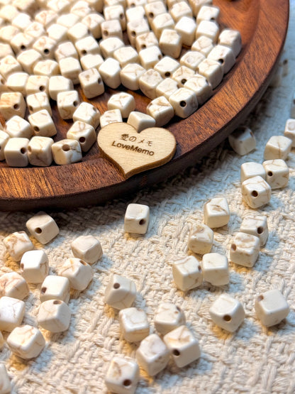 愛のメモ｜ヴィンテージ陶器モチーフビーズ｜キューブ／オーバル／ハート（3種展開）ビーズ、材料セット、ペンダン、チャーム、ハンドメイド