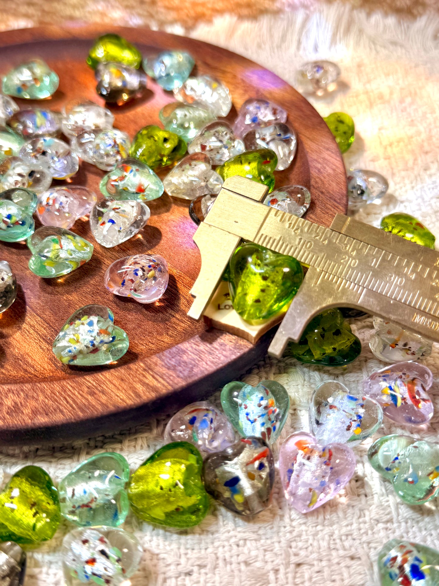 愛のメモ｜不揃いハート琉璃｜完全手剪り仕上げ｜孤品ライン ビーズ、材料セット、ペンダン、チャーム、ハンドメイド