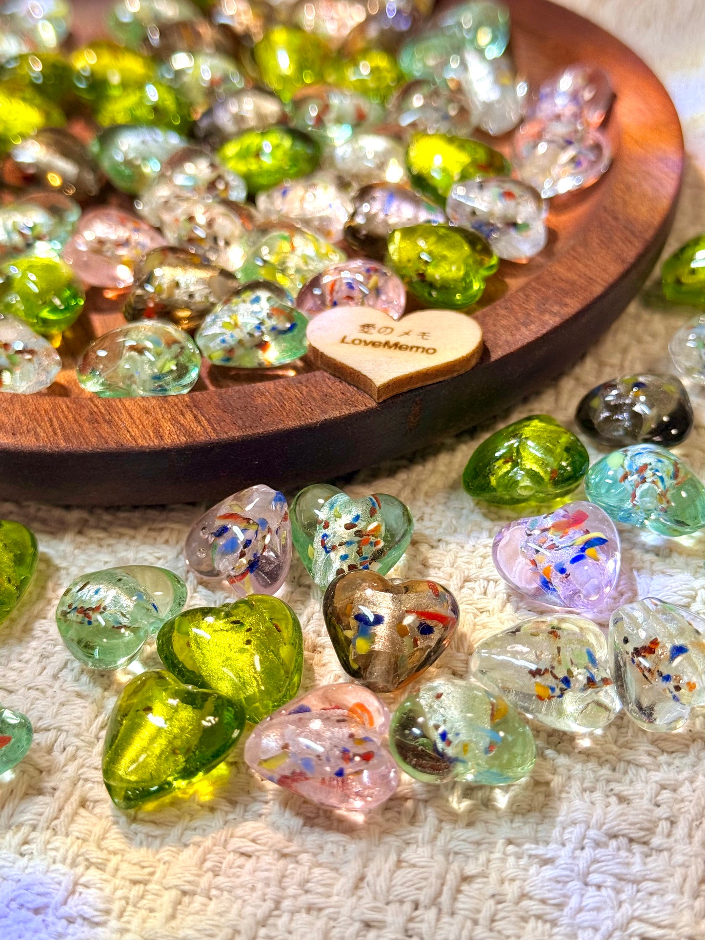 愛のメモ｜不揃いハート琉璃｜完全手剪り仕上げ｜孤品ライン ビーズ、材料セット、ペンダン、チャーム、ハンドメイド