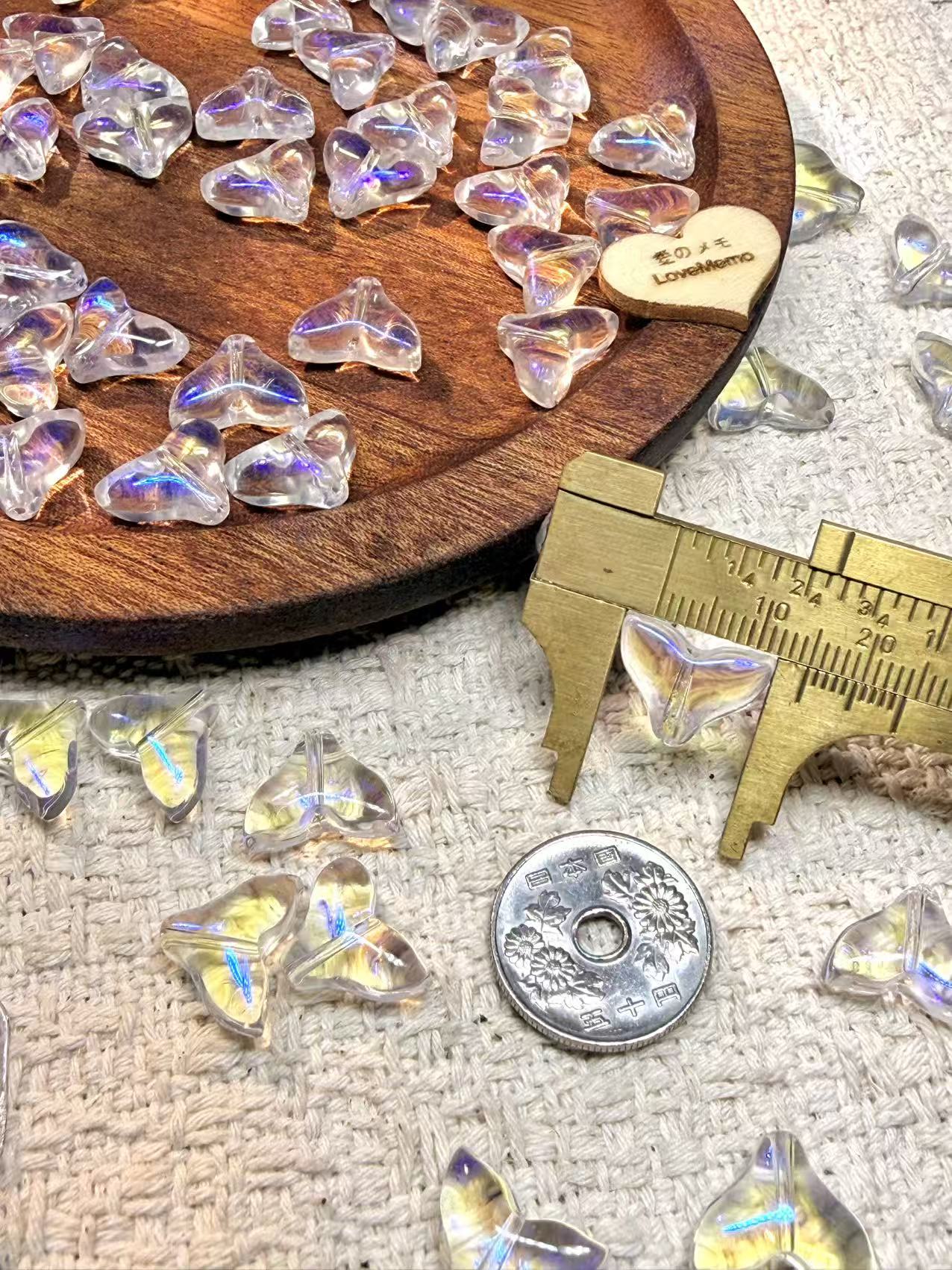 愛のメモ｜極光フィッシュテール｜パールガラスビーズ｜2粒入 ビーズ、材料セット、ペンダン、チャーム、ハンドメイド