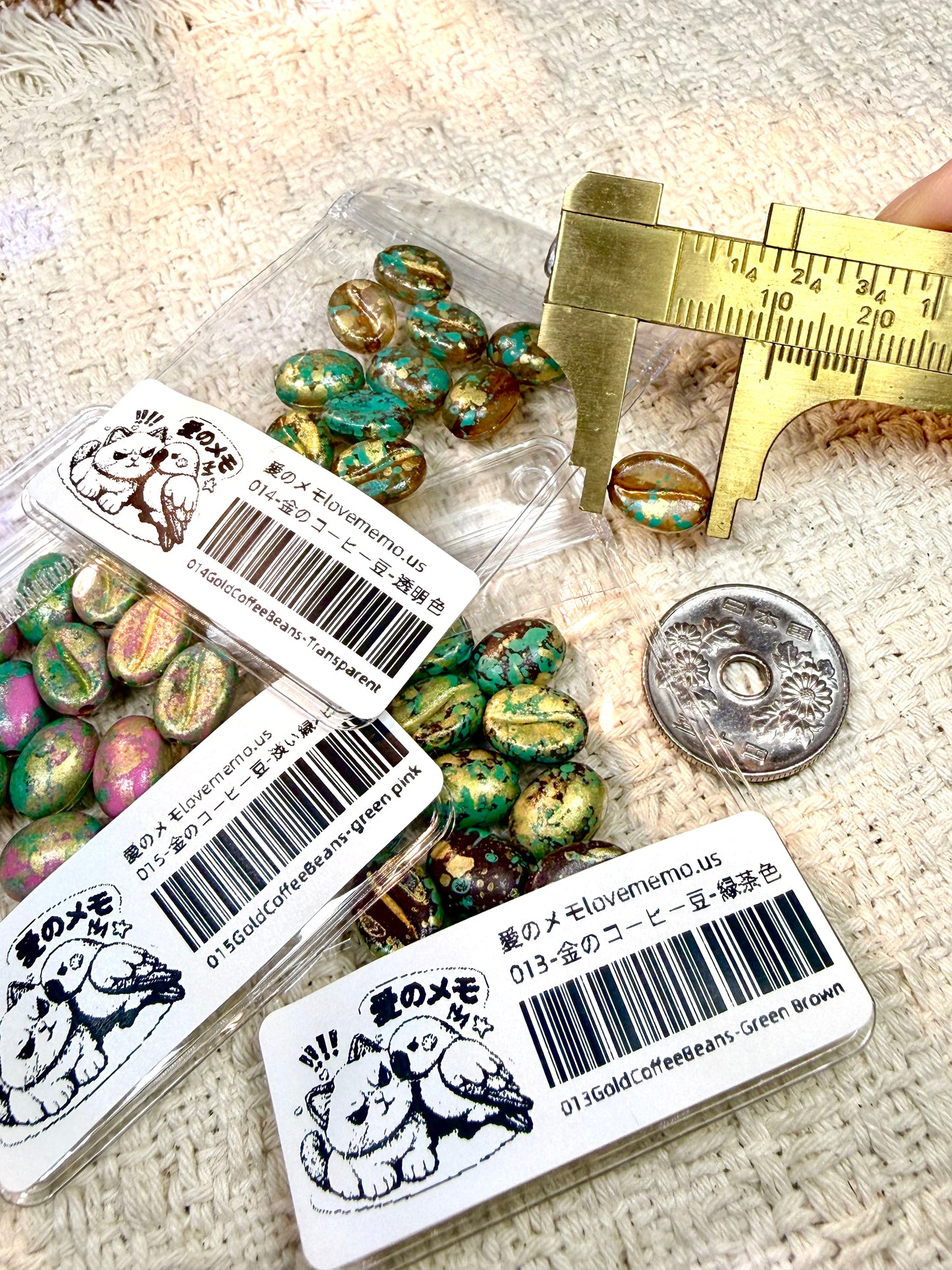 愛のメモ｜洒金ヴィンテージコーヒービーンズ｜フェイクコーヒービーズ｜12粒入り（全3色） ビーズ、材料セット、ペンダン、チャーム、ハンドメイド